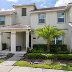 Renewed Luxury Townhouse With Private Pool